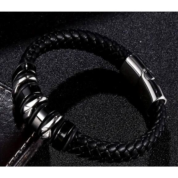Unisex Handcrafted Braided Faux Leather Magnetic Clasp Bracelet Black on Black - Picture 1 of 6